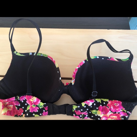 Victoria secret very sexy Push-up Bra - Picture 5 of 6